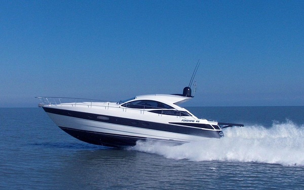 Pershing 46